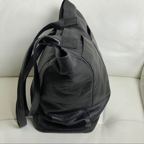 WINN INTERNATIONAL LEATHER TOTE - Picture 3 of 7